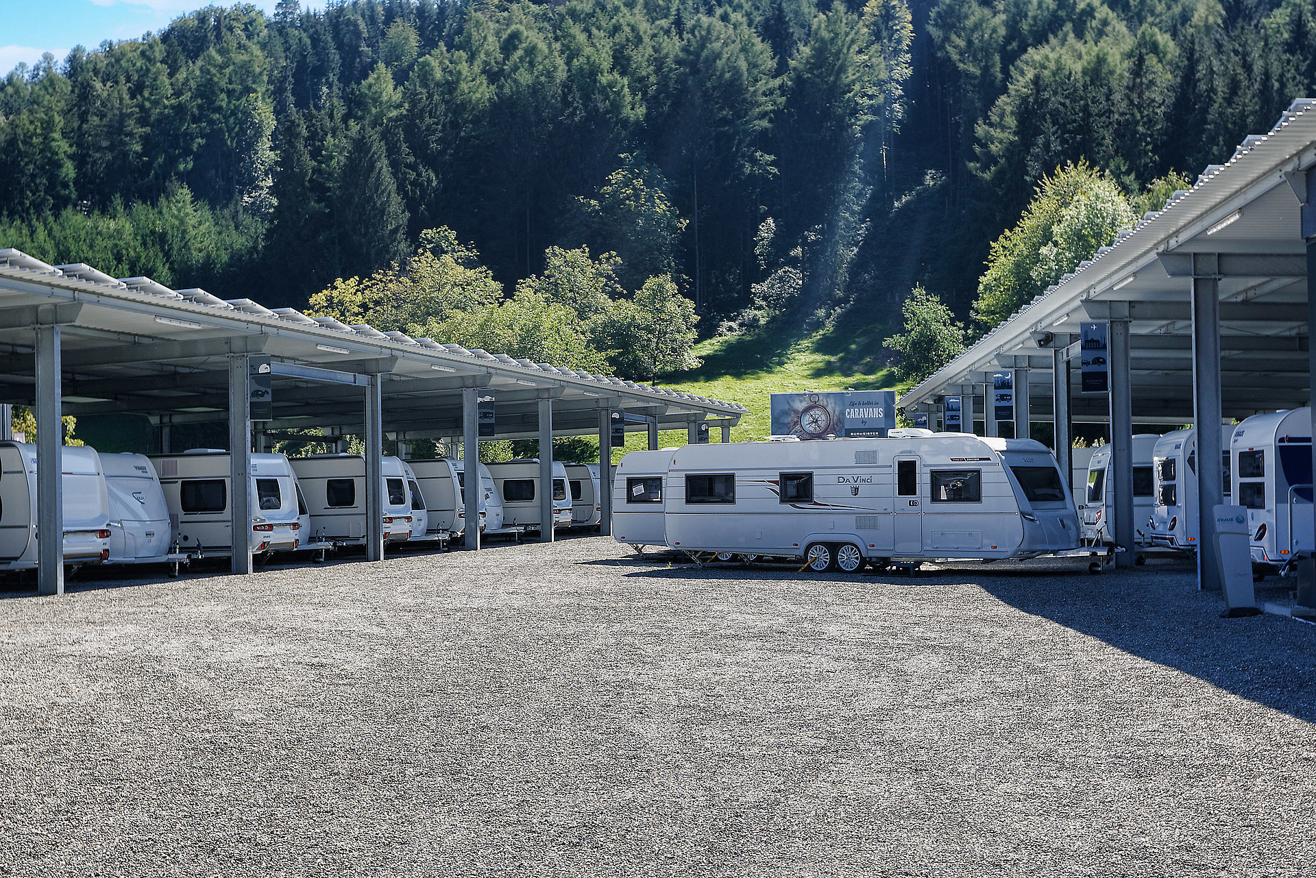 Wohnmobile und Wohnwagen  Burmeister Caravan Center
